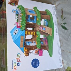 Still in Wrapper! Learn & Play Animal Friends Clubhouse Playset- Blue & Green
